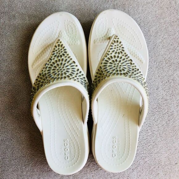 Crocs Women’s Monterey Shimmer White Wedge Sandal - Picture 10 of 11